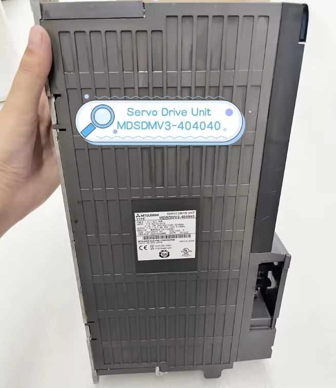Bộ điều khiển ổ đĩa servo AC chính hãng mới của Mitsubishi J4 Series MITSUBISHI ổ đĩa servo MDSDMV3-404040 còn hàng